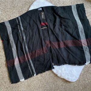 V. Fraas Open Front Sweater Poncho NEW